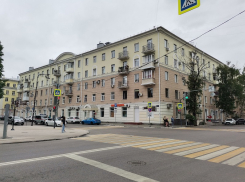 Капитальный ремонт приговорил воронежцев к мытью в тазиках 