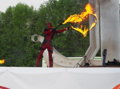 Дэдпул огненно поздравил воронежцев с Днем Победы