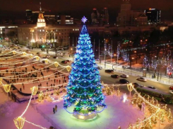 Взгляд «с неба» на новогоднюю площадь Ленина продемонстрировала мэрия Воронежа