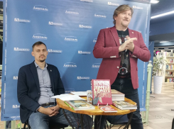 Русскую Мечту противопоставили «протухшим» депутатам Госдумы в Воронеже