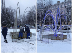Новогодний фонтан появился в центре Воронежа