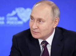 Двух воронежцев государственными медалями наградил Путин