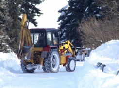 В Новоусманском районе дороги не чистили от снега в 15 сельских поселениях