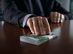 В Воронеже задержан заместитель начальника Ленинского отдела судебных приставов по подозрению в получении взятки