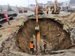 Мощнейшие пробки образовались из-за ремонта коллектора на Остужева в Воронеже