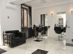 В Воронеже мужчина украл из салона красоты 9 тысяч рублей и купил себе наркотики