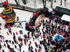 Несколько тысяч блинов съели в Новой Усмани на Масленицу