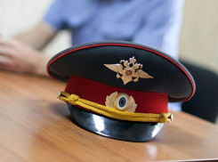 Житель Воронежской области толкнул соседа с лестницы