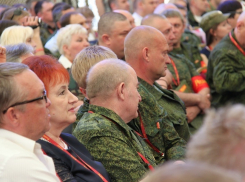 Наша Гала балована: депутат воронежской гордумы Галина Кудрявцева изменила Родине?