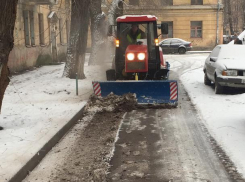 В мэрии Воронежа рассказали, чем занималась ночью коммунальная техника