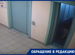 Лифт превратили в туалет самым грязным способом в Воронеже