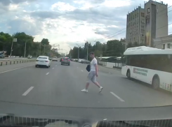  Беспечного «короля дороги» заметили в Воронеже 