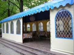 Воронежцам предлагают оценить проект выдачи паспортов на летние кафе