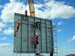 В Лисках были незаконно размещены рекламные конструкции