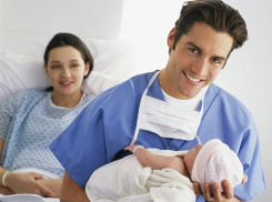 Воронежские молодые родители смогут оформить регистрацию рождения ребенка в роддоме