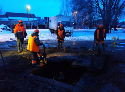 Водоканал передумал менять аварийную трубу в Воронеже