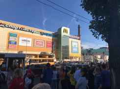 В Воронеже эвакуировали людей из трех торговых центров