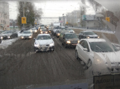 Как узкая дорога со щебнем превратилась в самую загруженную магистраль Воронежа