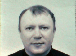 В Воронежской области ищут пропавшего 46-летнего дальнобойщика