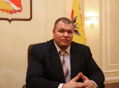 Виктора Владимирова тепло проводили из мэрии Воронежа