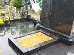 Могилу Хоя привели в порядок после пожара в Воронеже