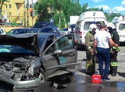 В массовой аварии на воронежской набережной пострадала 10-месячная девочка