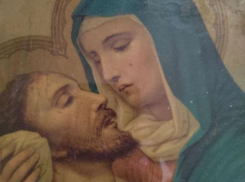 Старинную икону за 48 миллионов рублей начали продавать в Воронеже