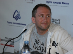 Оскар Кучера и Лиза Арзамасова рассмешили воронежцев в День смеха (ФОТО)