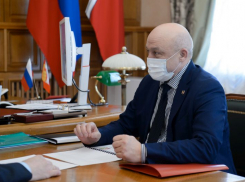 Орден Дружбы по примеру воронежского губернатора дали бессменному бобровскому префекту