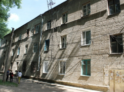 В Воронеже аварийный дом на улице 9 Января не могут расселить уже 20 лет