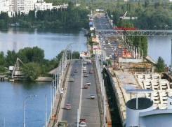 Обрушению пролета Чернавского моста в Воронеже исполнилось 20 лет