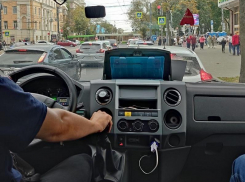 В мэрии признались, что ждать автобусы воронежцам придётся 40 минут 