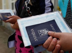 Помочь беженцам из Донбасса призывают бизнесменов и граждан