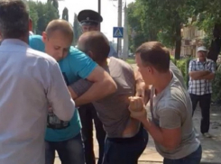 Задержание уроженцев Чечни на улице в Воронеже стало причиной проверки в МВД 