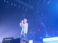 SHAMAN заставил одной песней встать весь зал в Воронеже