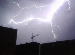 Желтый уровень опасности объявили в Воронеже из-за грозы