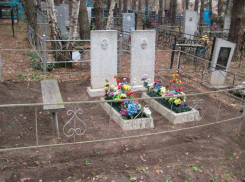 Воронежцы пожаловались на сбои пасхальных маршрутов на кладбища