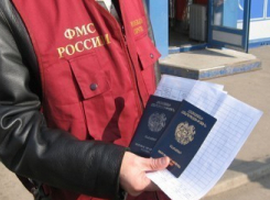 В центре Воронежа на стройке работали 23 нелегальных мигранта 