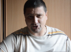 «Пусть в спину вам плюёт порой босота»: воронежец поздравил полицейских оригинальной песней 