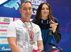 Несовершеннолетняя воронежская пловчиха поставила рекорд на чемпионате России