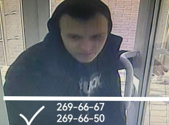 Похитителя ювелирных украшений ищут в Воронеже
