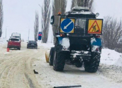Один человек пострадал в ДТП с коммунальным трактором под Воронежем 