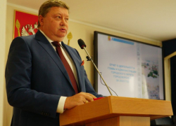 Депутат и ректор Александр Сысоев проиграл праймериз бухгалтеру воронежской поликлиники