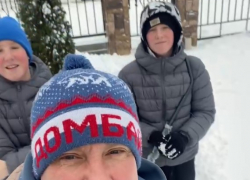 Артём Рымарь поздравляет читателей "Блокнот Воронеж" с Новым годом!