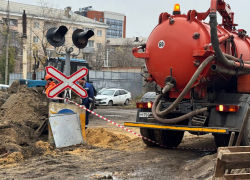 Слесарь водоканала погиб при устранении коммунальной аварии в Воронеже 