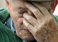 Внук избил 90-летнего дедушку под Воронежем ради 12 тысяч рублей 