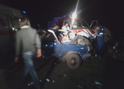 В Воронежской области столкнулись две легковушки: двое пострадавших