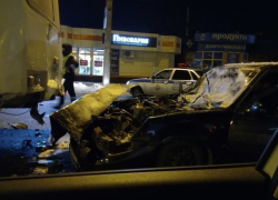 Опубликованы снимки с места столкновения ПАЗа с Daewoо в Воронеже