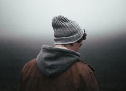 В Воронеже сбежавший из дома подросток ночевал в подъездах