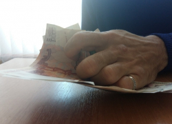 «Наш дом разваливается, за что платим УК!» - жительница Воронежа потребовала разъяснений от коммунальщиков